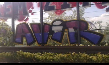 Graffiti Bombing - Photo by taggman143