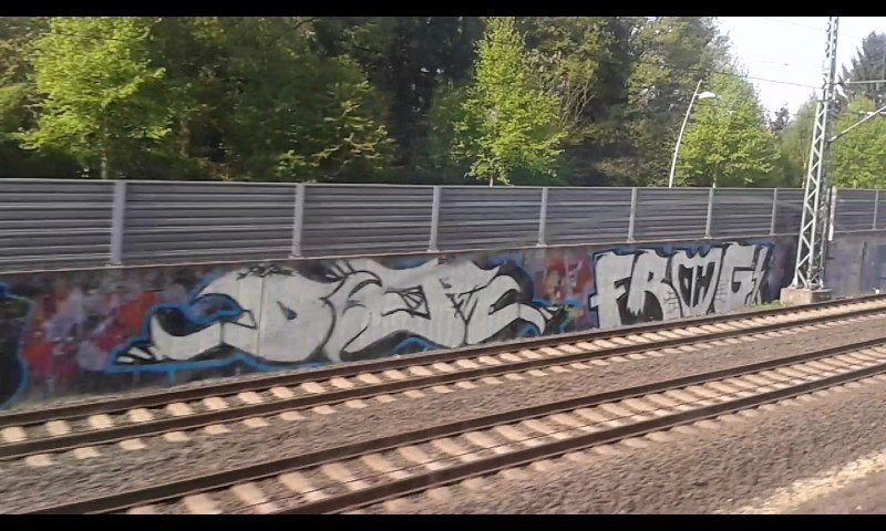 Graffiti Bombing - Photo by taggman143