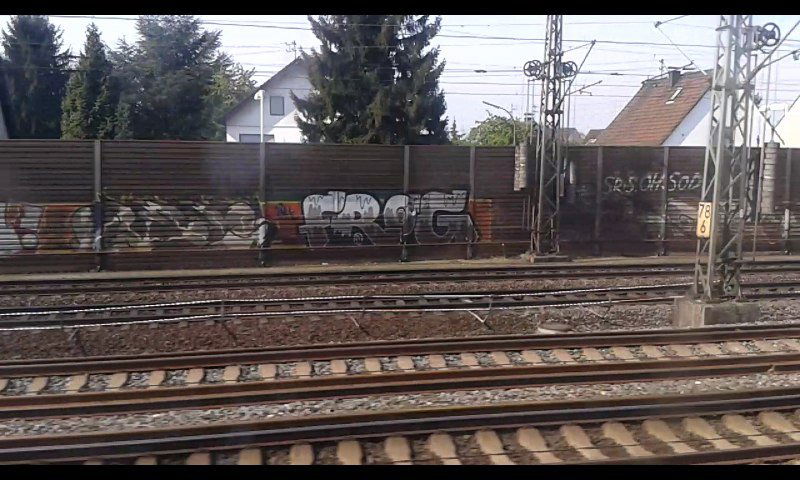 Graffiti Bombing - Photo by taggman143