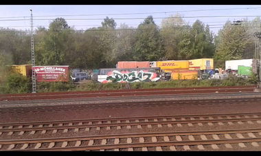 Graffiti Bombing - Photo by taggman143