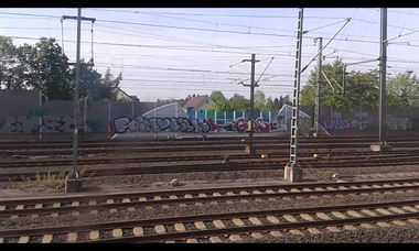 Graffiti Bombing - Photo by taggman143