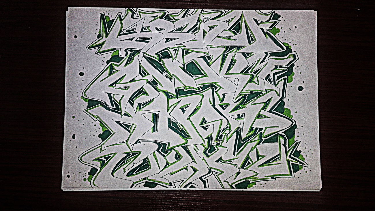 Graffiti Sketch - Photo by tahlesfousart