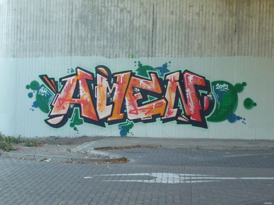 Graffiti Wall in Oldenburg - Photo by tampa911 - Psk