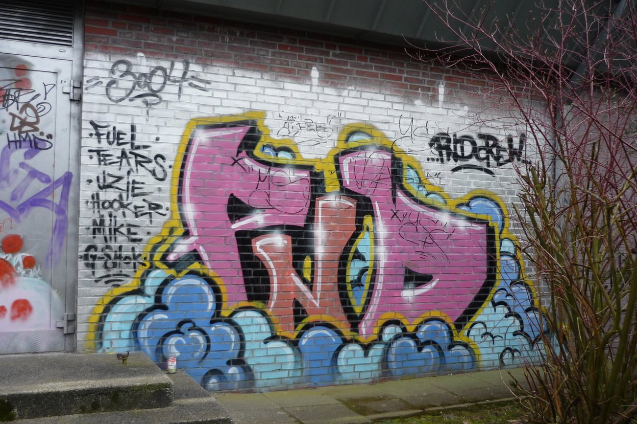 Graffiti Wall in Oldenburg - Photo by tampa911