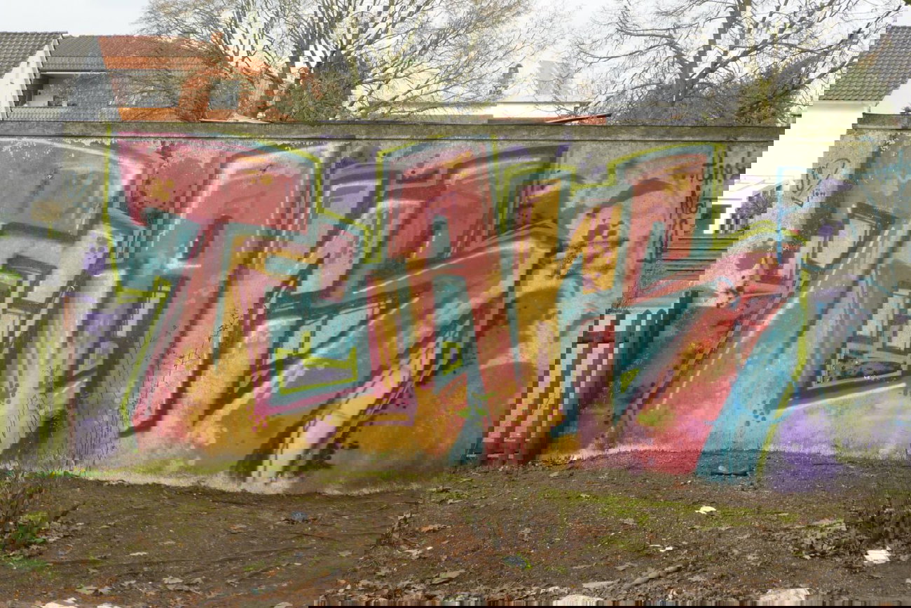 Graffiti Wall in Oldenburg - Photo by tampa911 - Tears