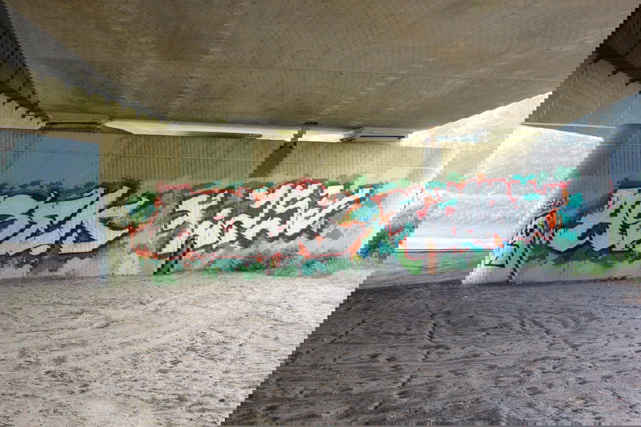 Graffiti Wall in Oldenburg - Photo by tampa911 - Asek