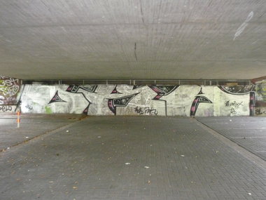 Graffiti Wall in Oldenburg - Photo by tampa911 - Dra