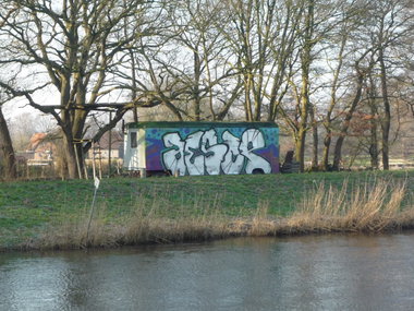 Graffiti Bombing in Oldenburg - Photo by tampa911 - Aesop