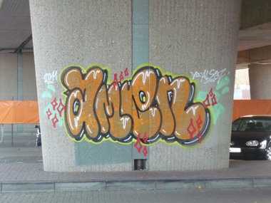 Graffiti Bombing in Oldenburg - Photo by tampa911 - Amen (2011)