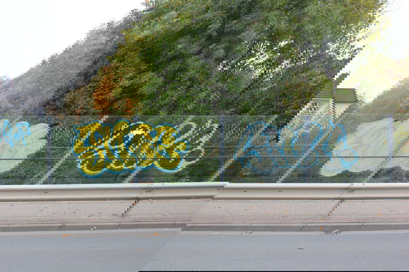 Graffiti Wall in Oldenburg - Photo by tampa911 - Smog