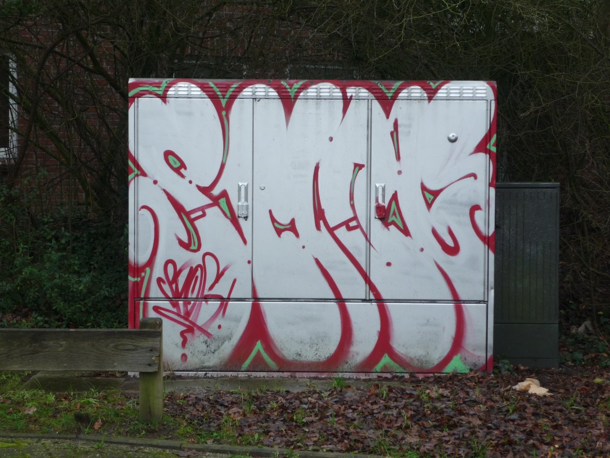 Graffiti Wall in Oldenburg - Photo by tampa911 - Smog