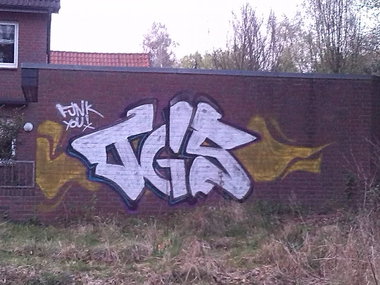 Graffiti Wall in Oldenburg - Photo by tampa911 - Tgs