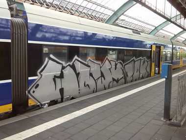 Graffiti Train in Oldenburg - Photo by tampa911