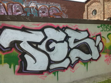 Graffiti Wall in Oldenburg - Photo by tampa911 - Tgs