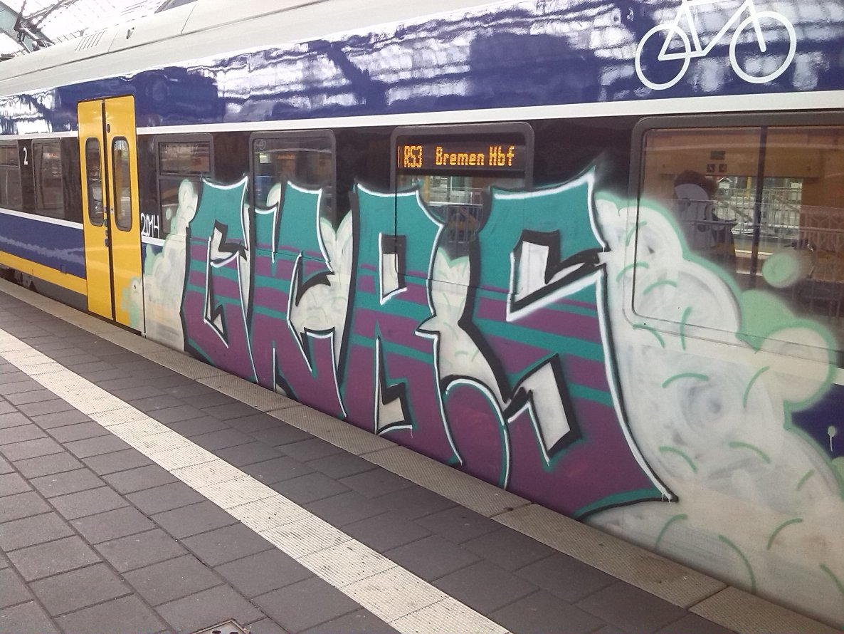 Graffiti Train in Oldenburg - Photo by tampa911 - Gkrs