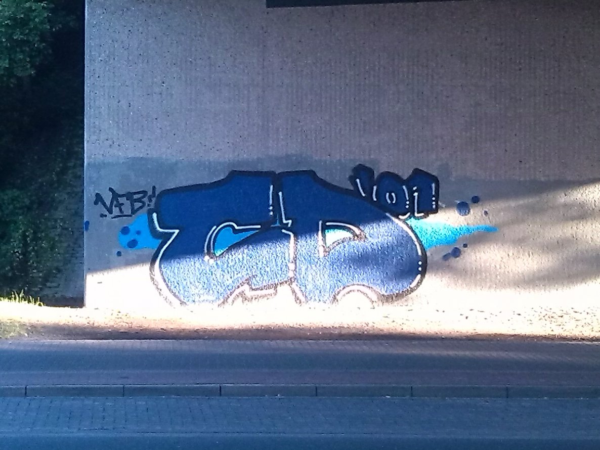 Graffiti Bombing in Oldenburg - Photo by tampa911 - CD, 01