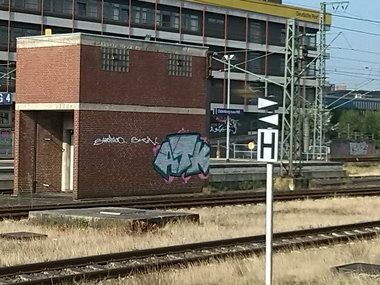 Graffiti Wall in Oldenburg - Photo by tampa911 - Atk