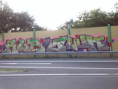 Graffiti Wall in Oldenburg - Photo by tampa911 - Rlz, Swk