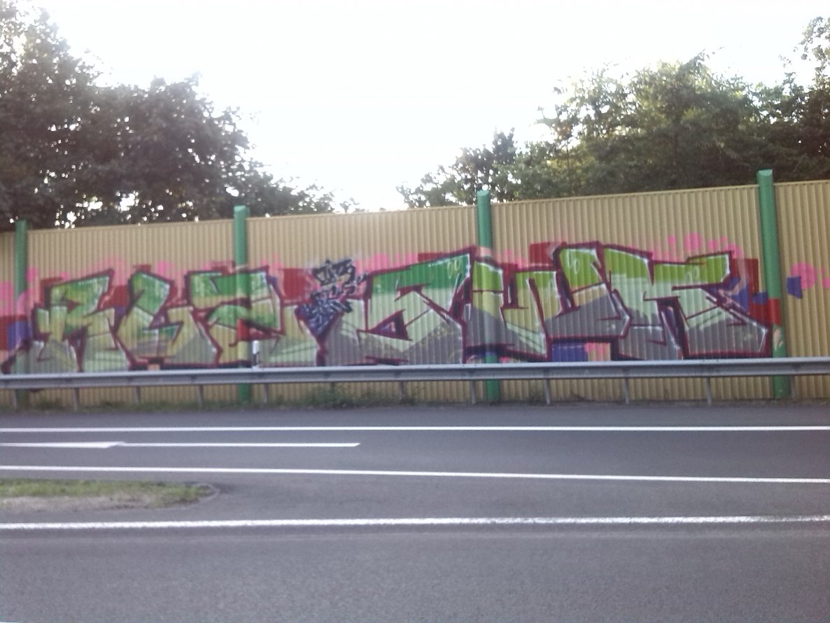 Graffiti Wall in Oldenburg - Photo by tampa911 - Rlz, Swk