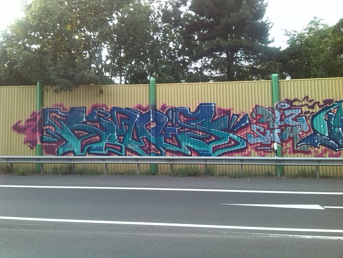 Graffiti Wall in Oldenburg - Photo by tampa911 - Rlz, Swk, Bonus
