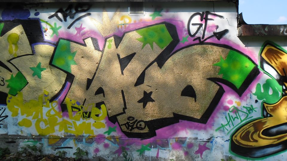 Graffiti Wall in Szczecin - Photo by tazo - TAZOO