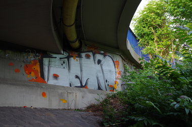 Graffiti Bombing - Photo by teaka - IMC