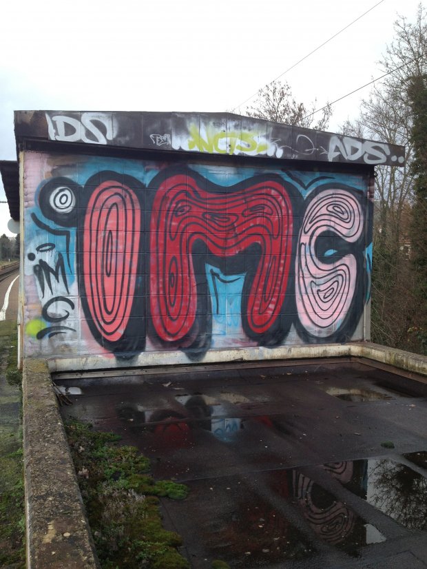 Graffiti Bombing - Photo by teaka - IMC, Solar (2014)