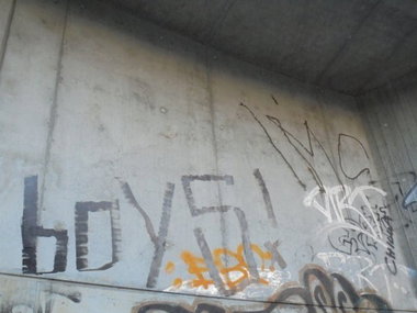 Graffiti Bombing - Photo by teaka - IMC