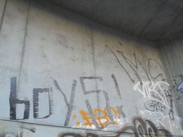 Graffiti Bombing - Photo by teaka - IMC