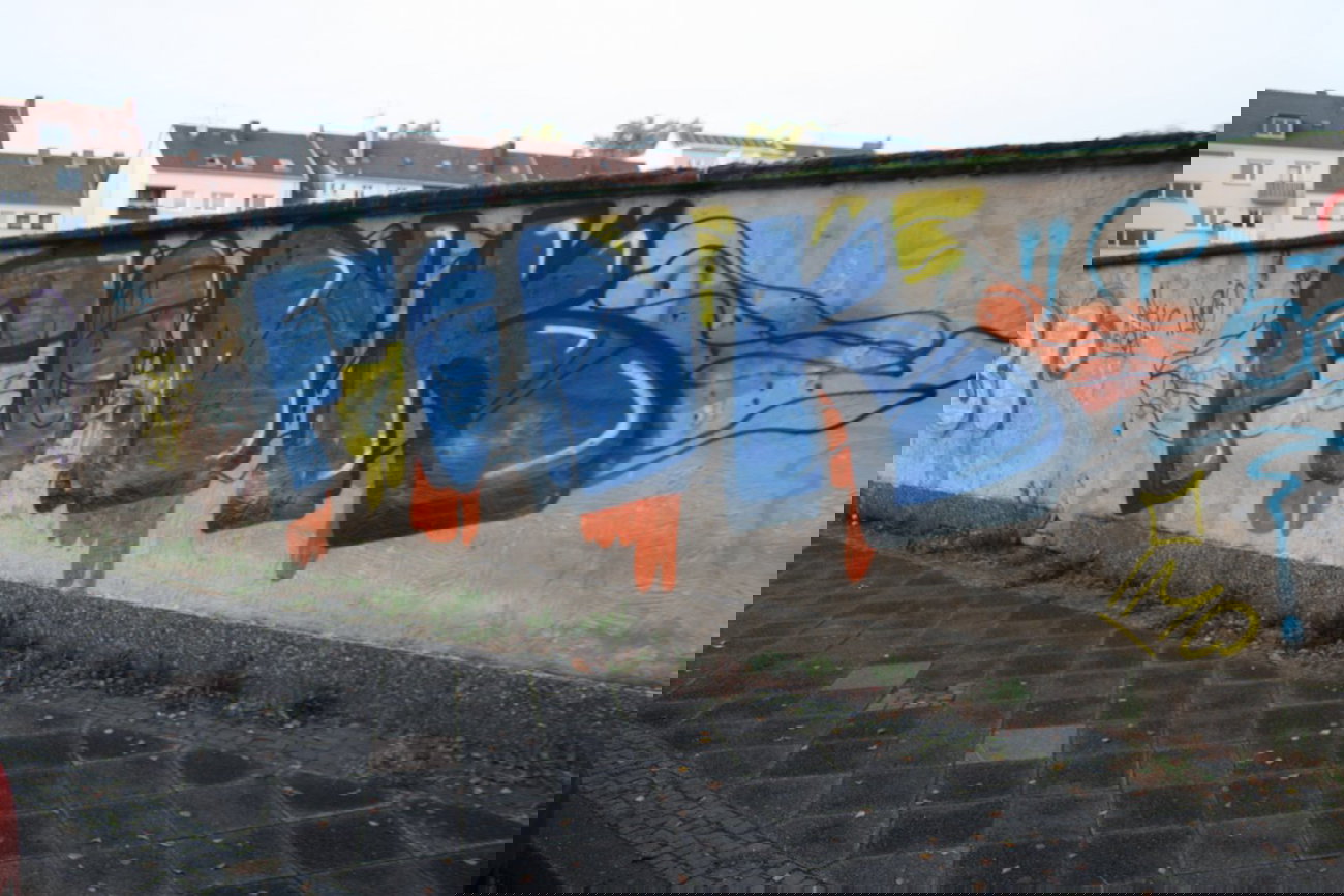 Graffiti Bombing - Photo by teaka