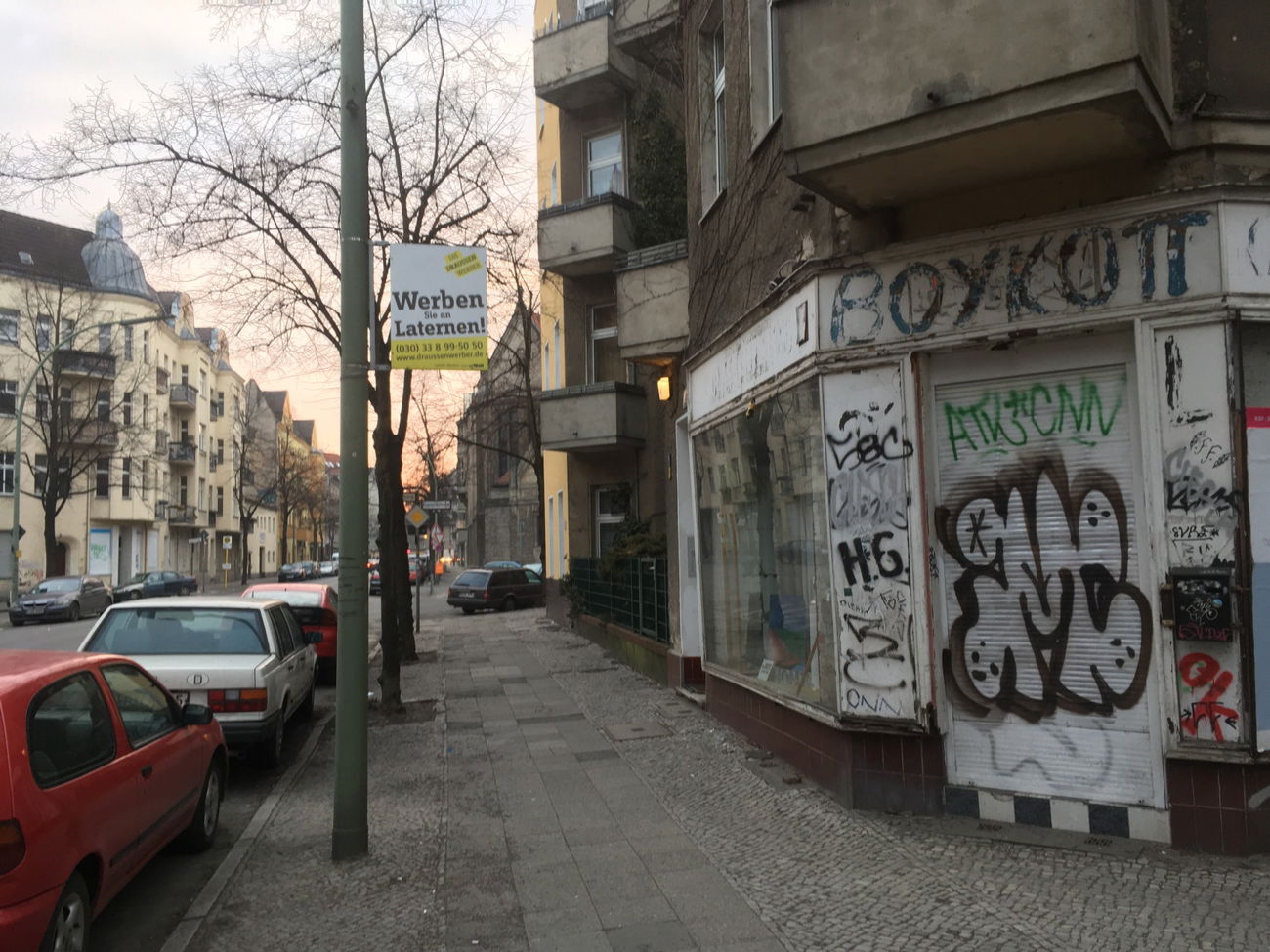 Graffiti Bombing - Photo by teaka - imc