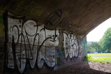 Graffiti Bombing - Photo by teaka - IMC