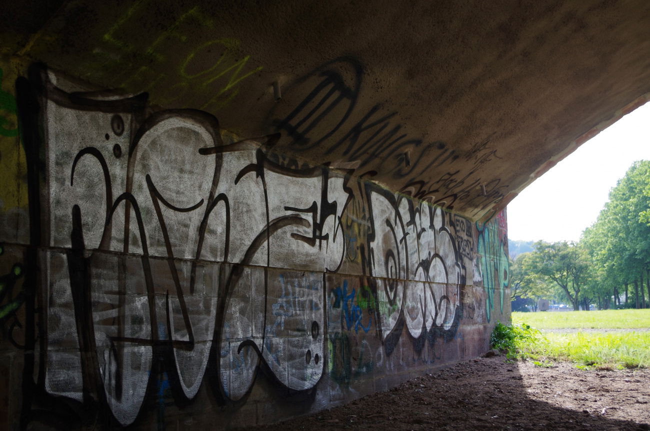 Graffiti Bombing - Photo by teaka - IMC