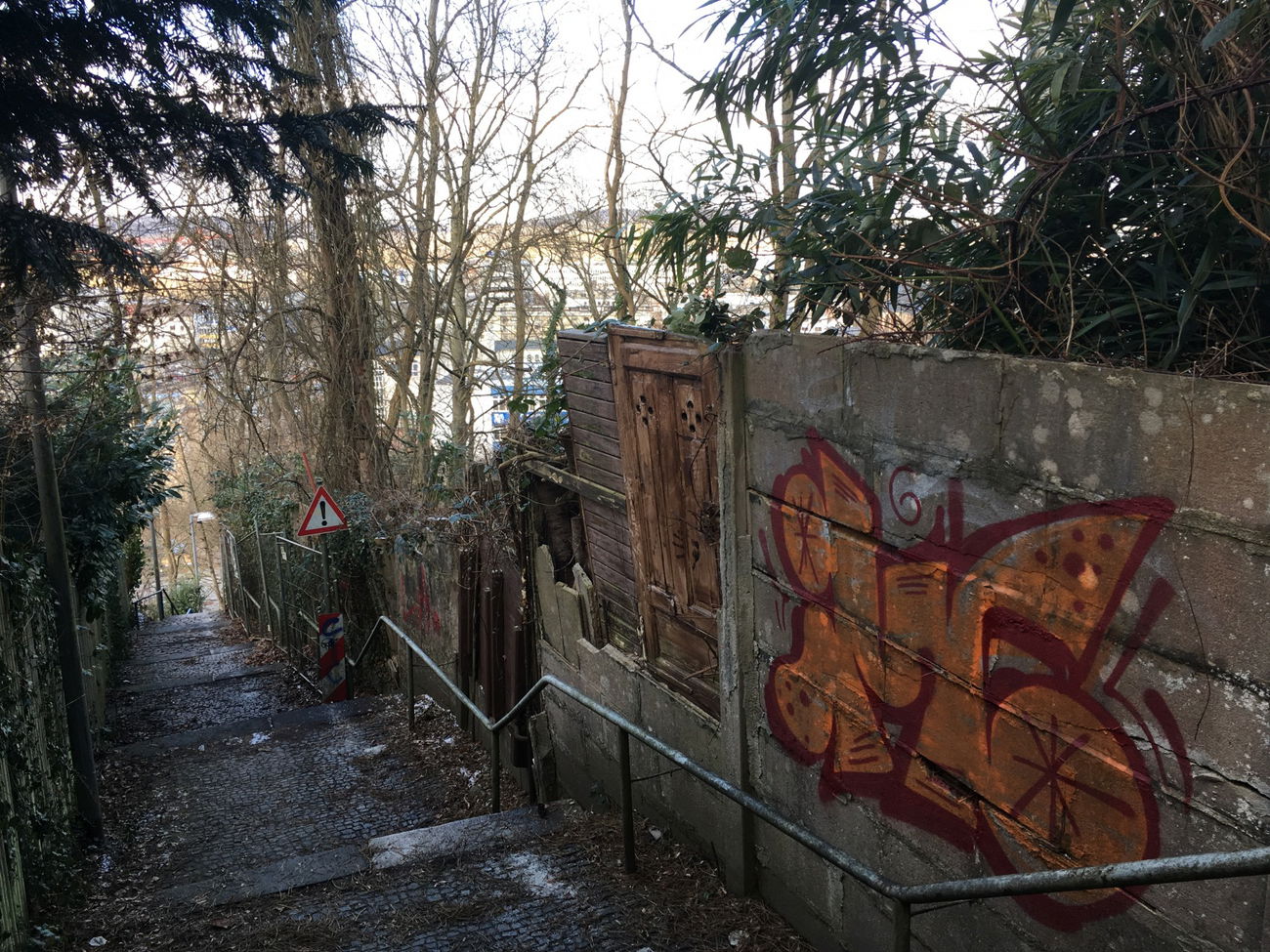 Graffiti Bombing - Photo by teaka - imc