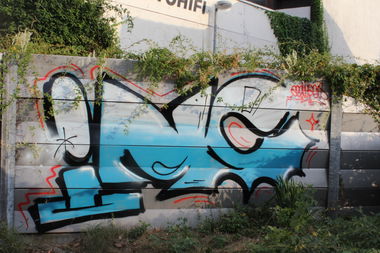 Graffiti Wall - Photo by teaka - imc