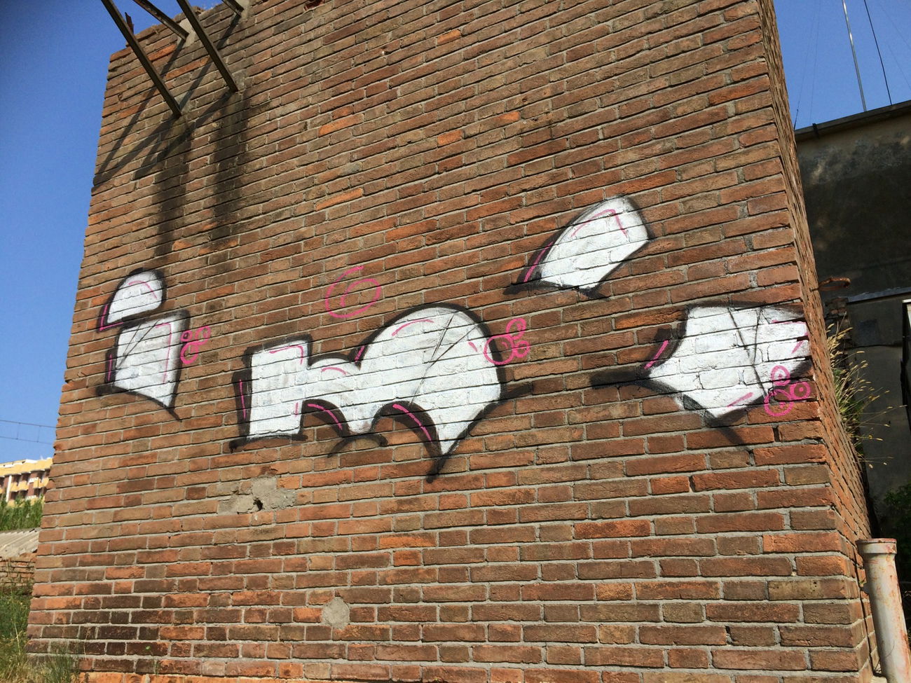Graffiti Bombing - Photo by teaka - IMC