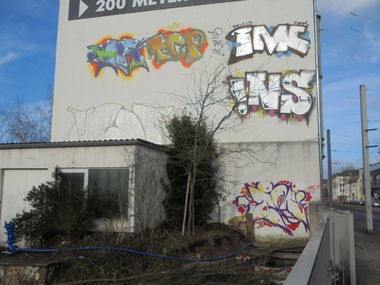 Graffiti Bombing - Photo by teaka - imc