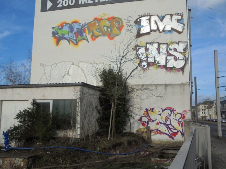 Graffiti Bombing - Photo by teaka - imc