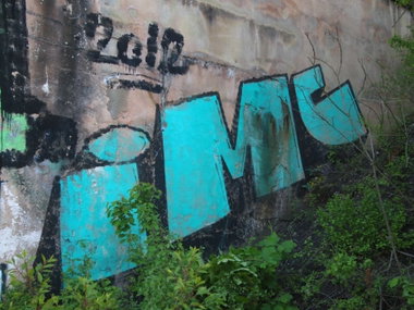 Graffiti Wall - Photo by teaka - imc