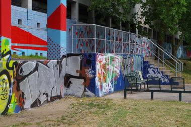 Graffiti Bombing - Photo by teaka - IMC