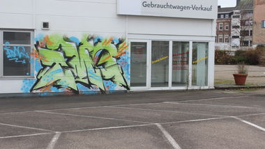 Graffiti Wall - Photo by teaka - imc