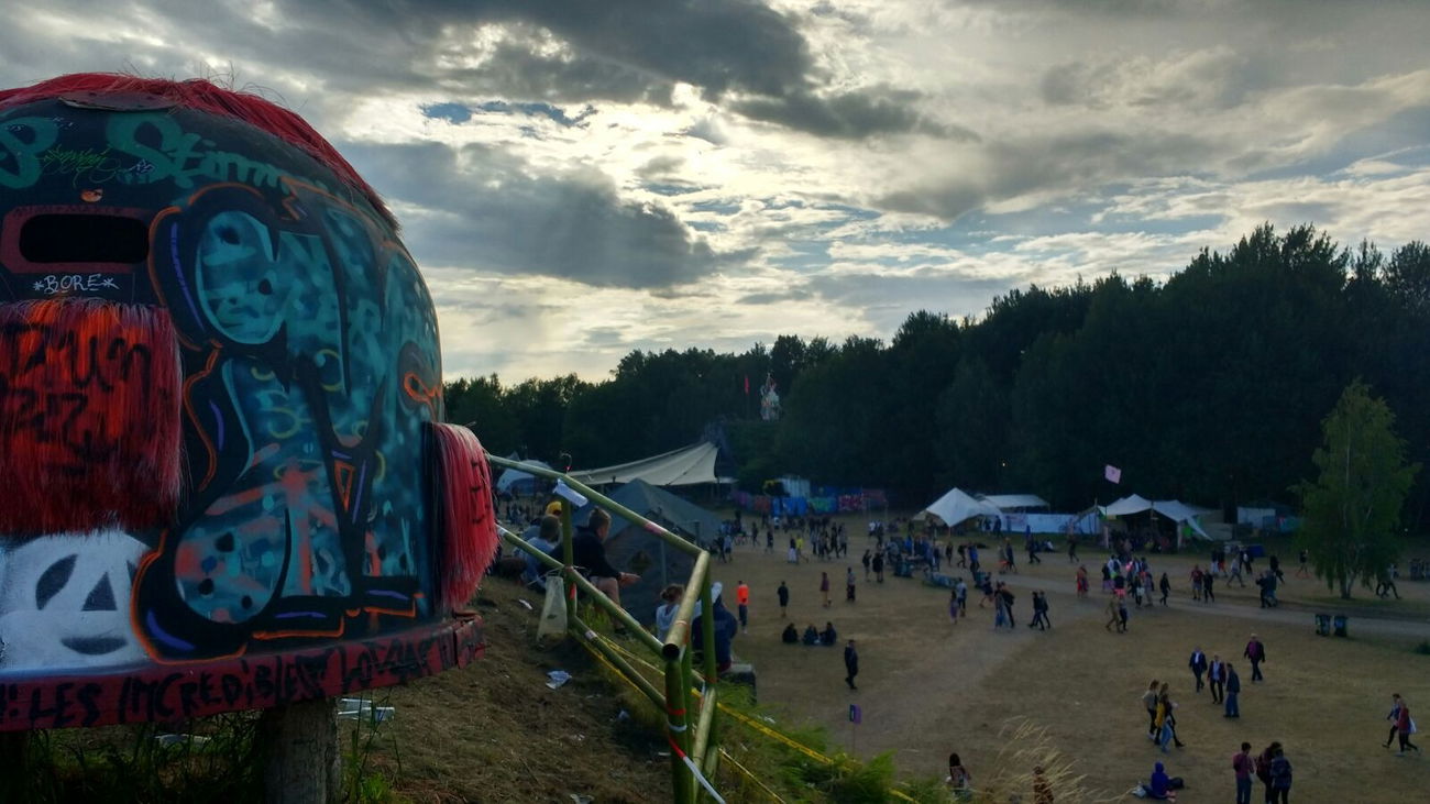 Graffiti Bombing - Photo by teaka - imc