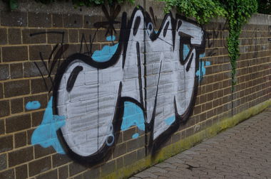 Graffiti Bombing - Photo by teaka - IMC