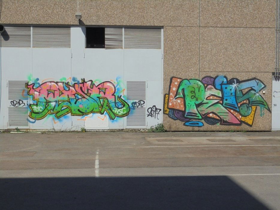 Graffiti Bombing - Photo by teaka - imc
