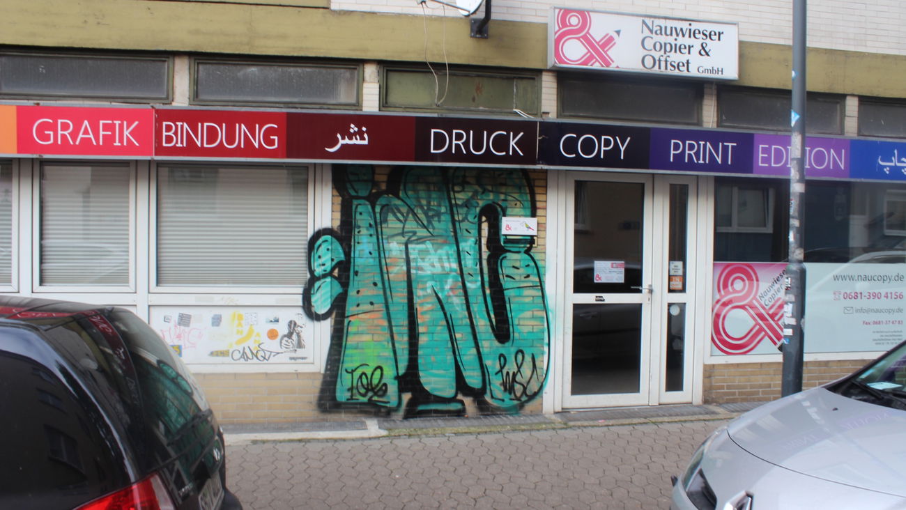 Graffiti Bombing - Photo by teaka - imc