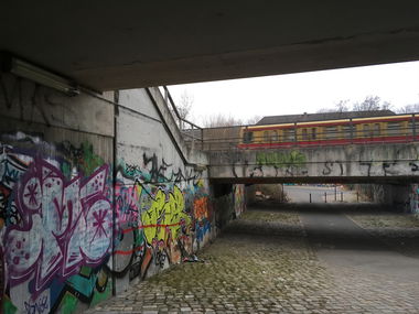 Graffiti Bombing - Photo by teaka - imc