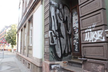 Graffiti Wall - Photo by teaka - imc