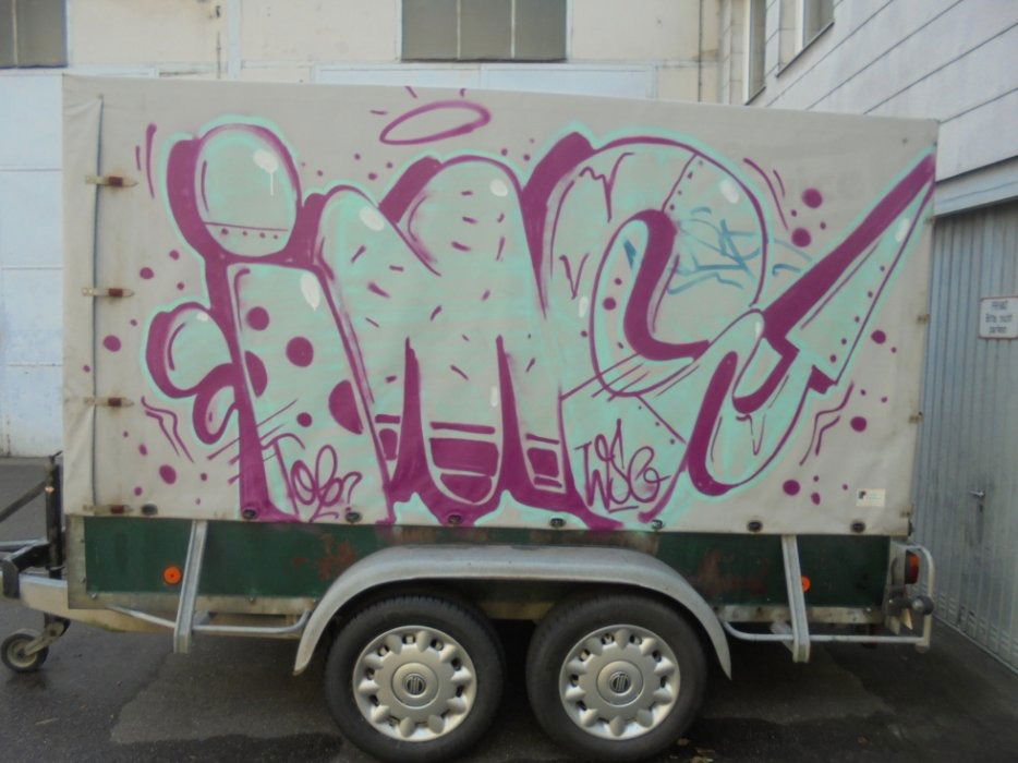 Graffiti Bombing - Photo by teaka - imc