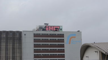 Graffiti Bombing - Photo by teaka - imc