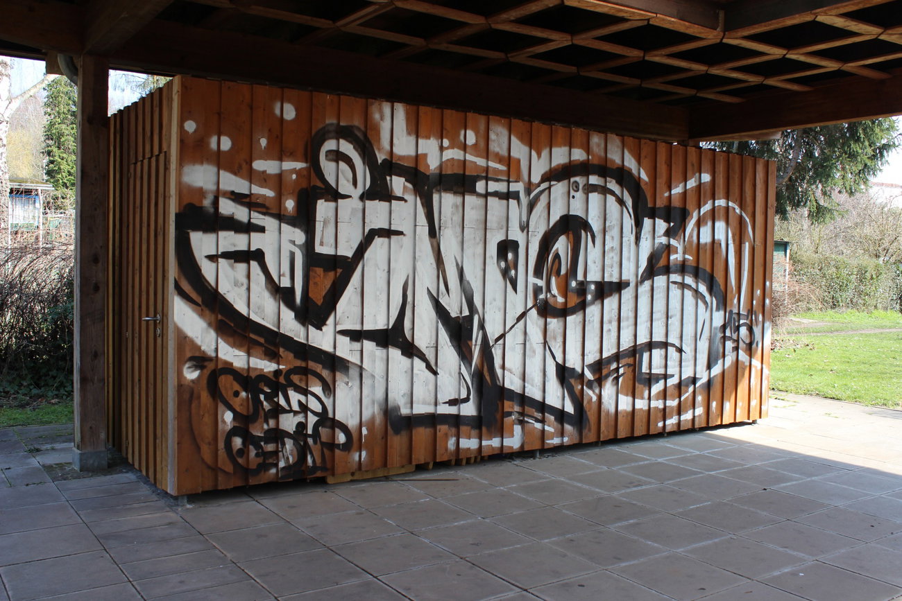 Graffiti Wall - Photo by teaka - imc